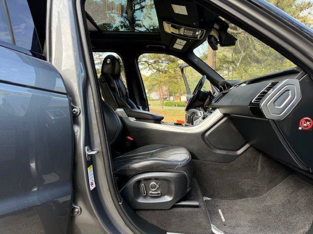 Used 2016 Land Rover Range Rover Sport HSE AWD/4WD image 36