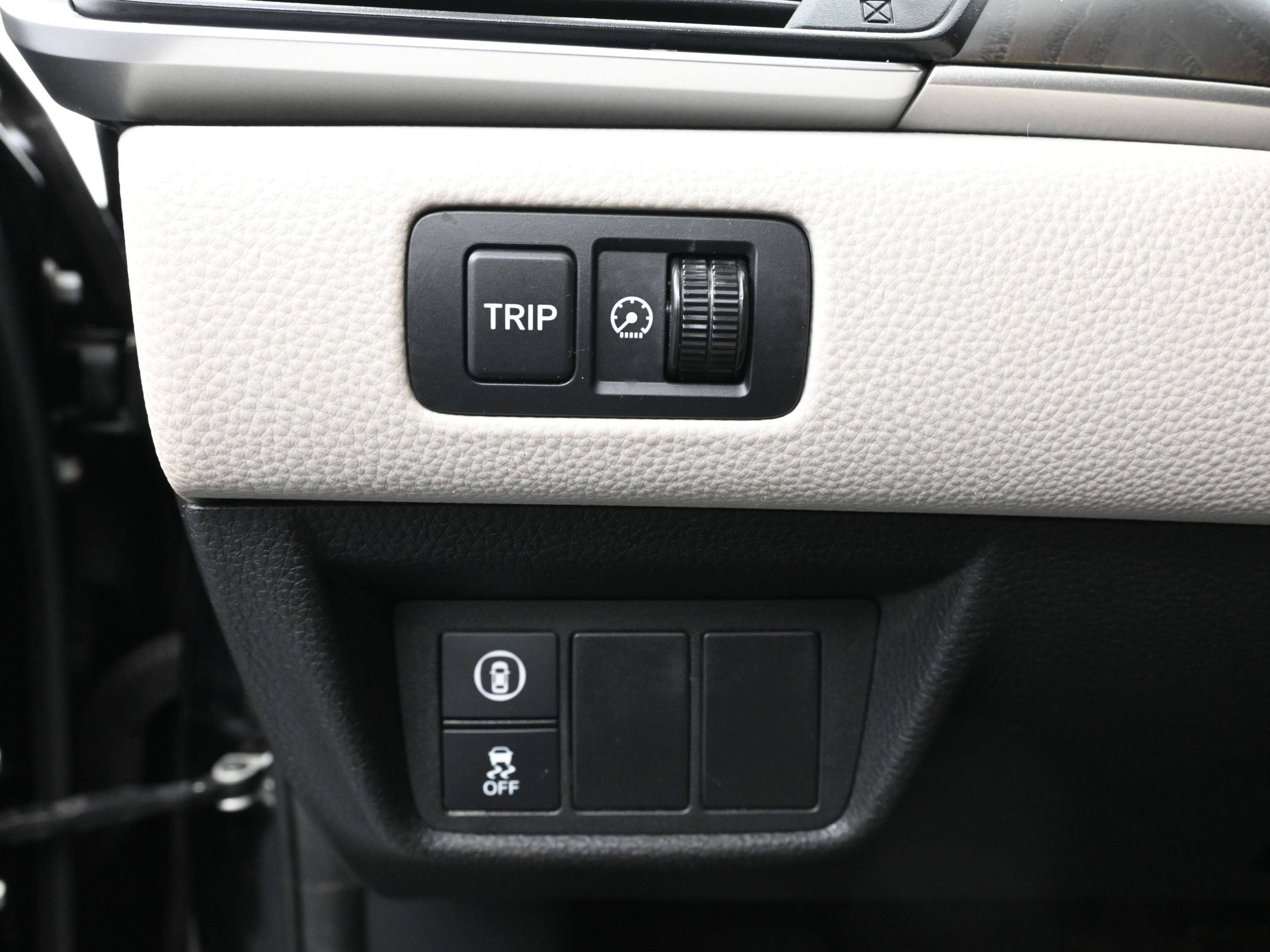 Used 2018 Honda Accord EX-L image 12