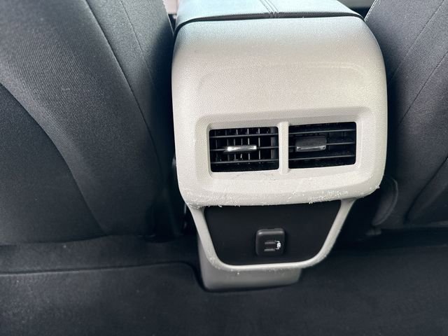 Used 2022 GMC Terrain SLE w/ Driver Convenience Package image 21