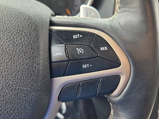 Used 2017 Jeep Grand Cherokee Limited w/ Luxury Group II AWD/4WD image 31