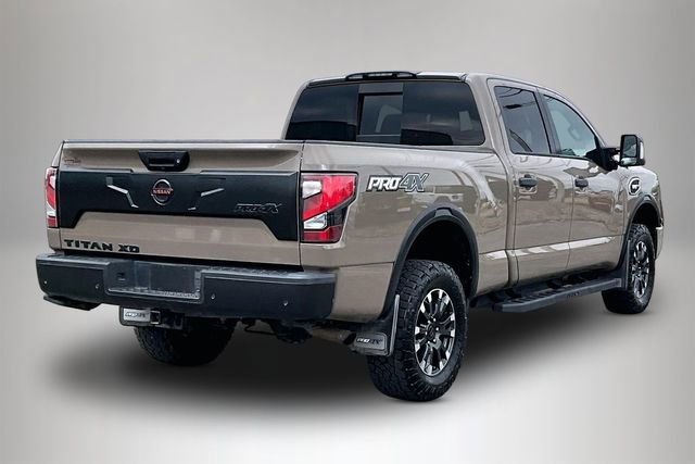 Used 2021 Nissan Titan PRO-4X w/ Pro-4x Convenience Package image 5