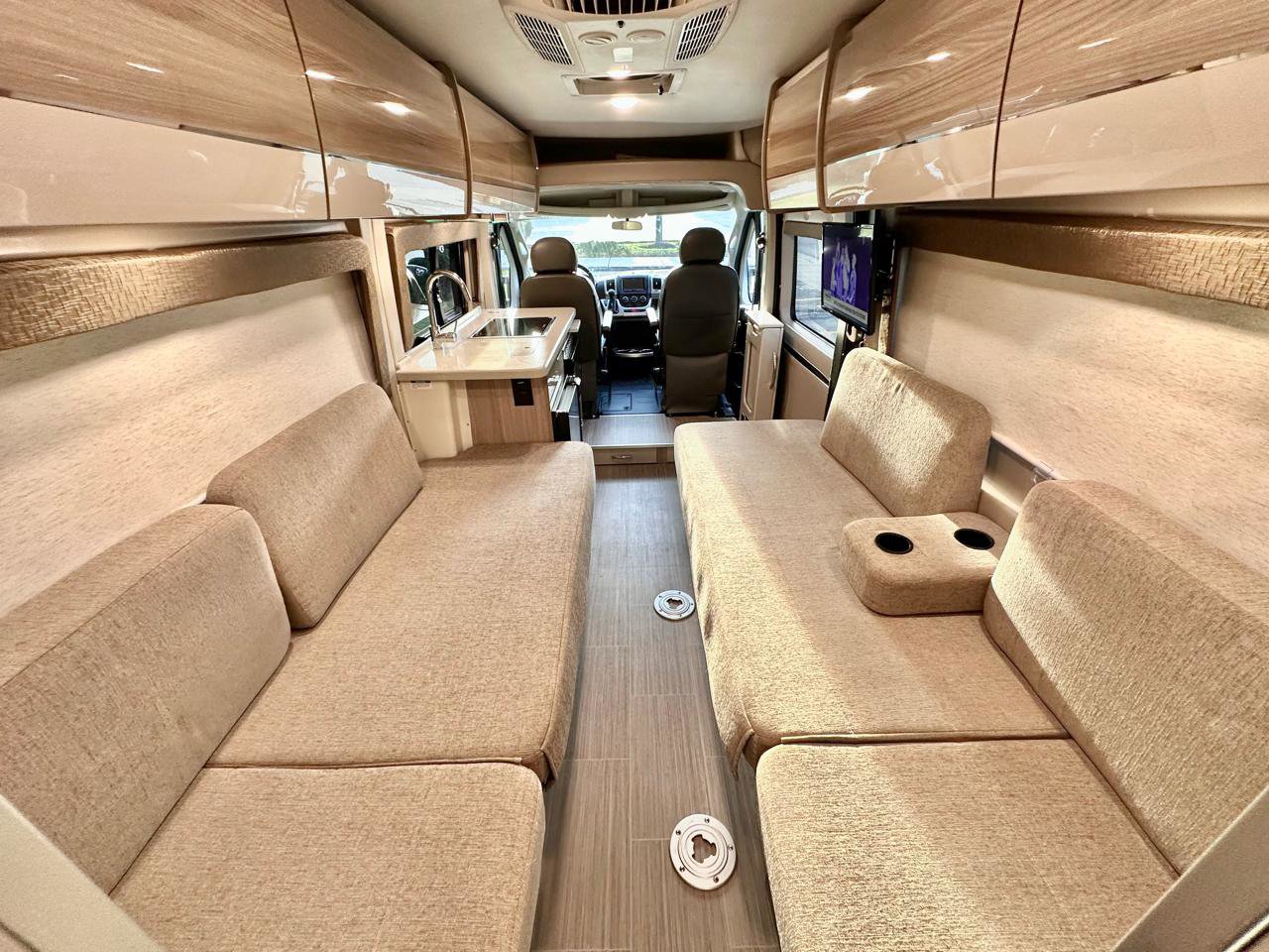 Used 2021 RAM ProMaster 3500 w/ Convenience Group image 31