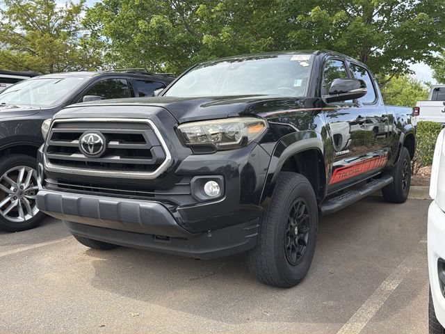 Used 2022 Toyota Tacoma SR5 w/ Technology Package RWD image 2
