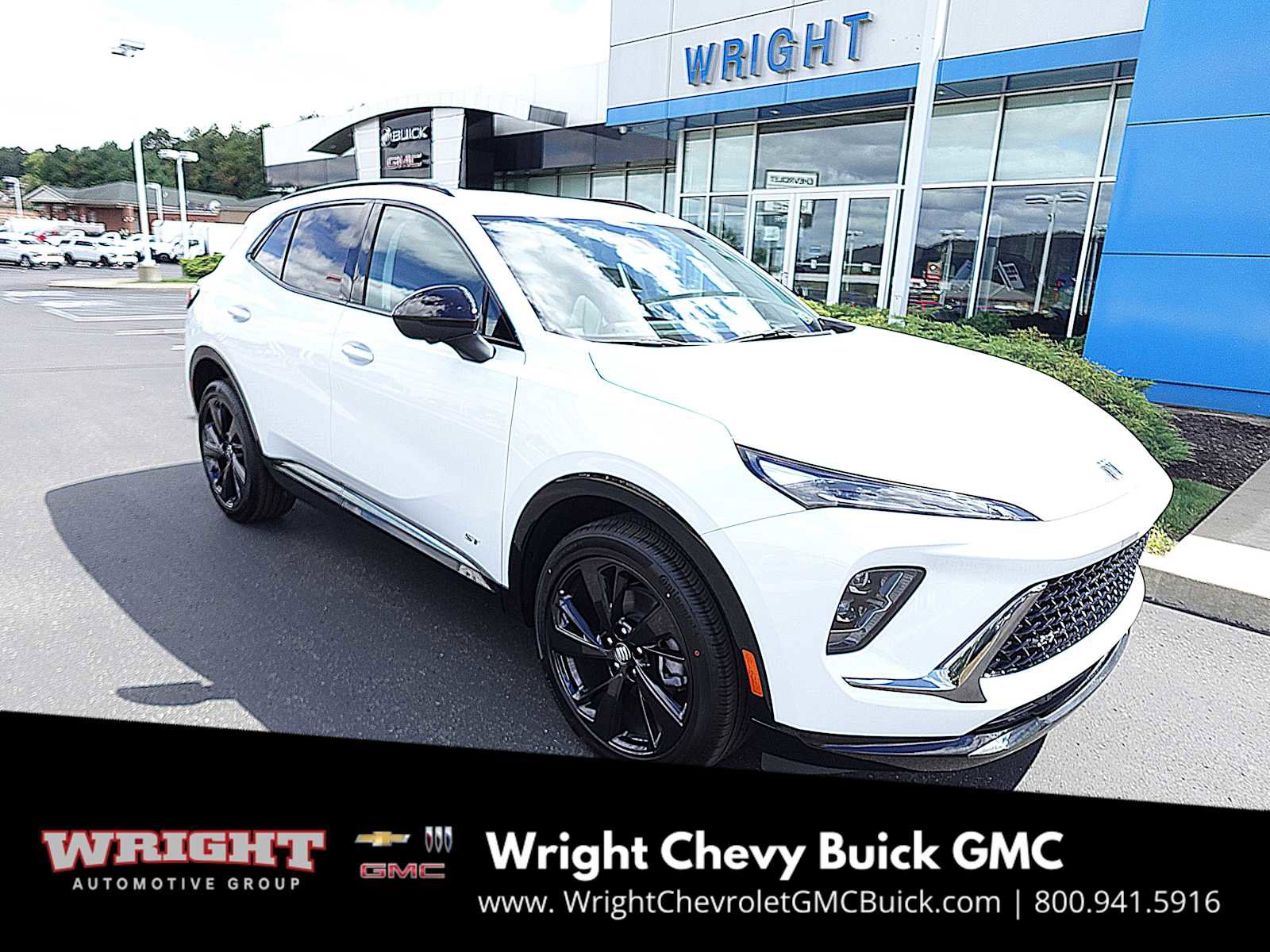 New 2025 Buick Envision Sport Touring image 1