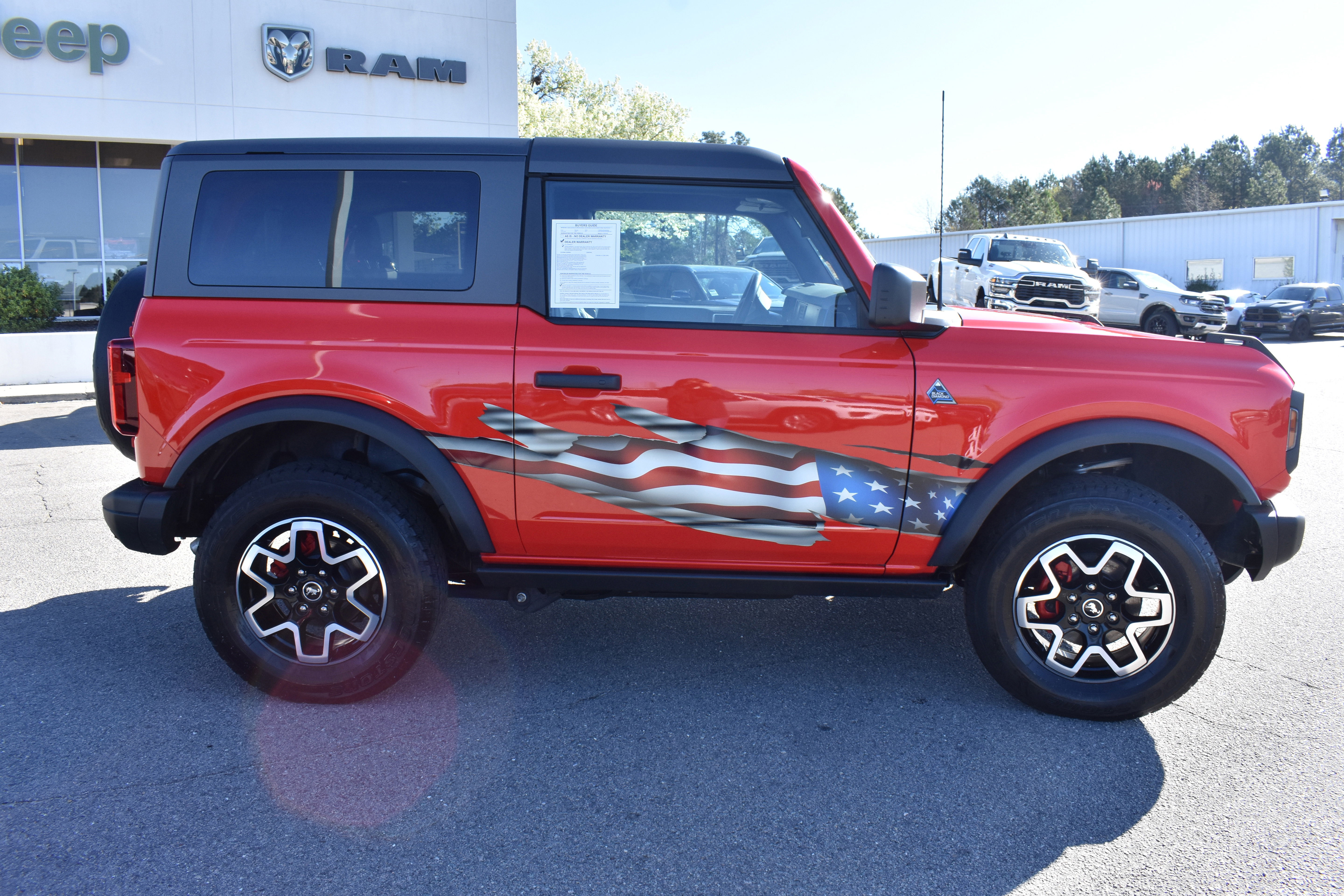Used 2023 Ford Bronco Black Diamond image 10