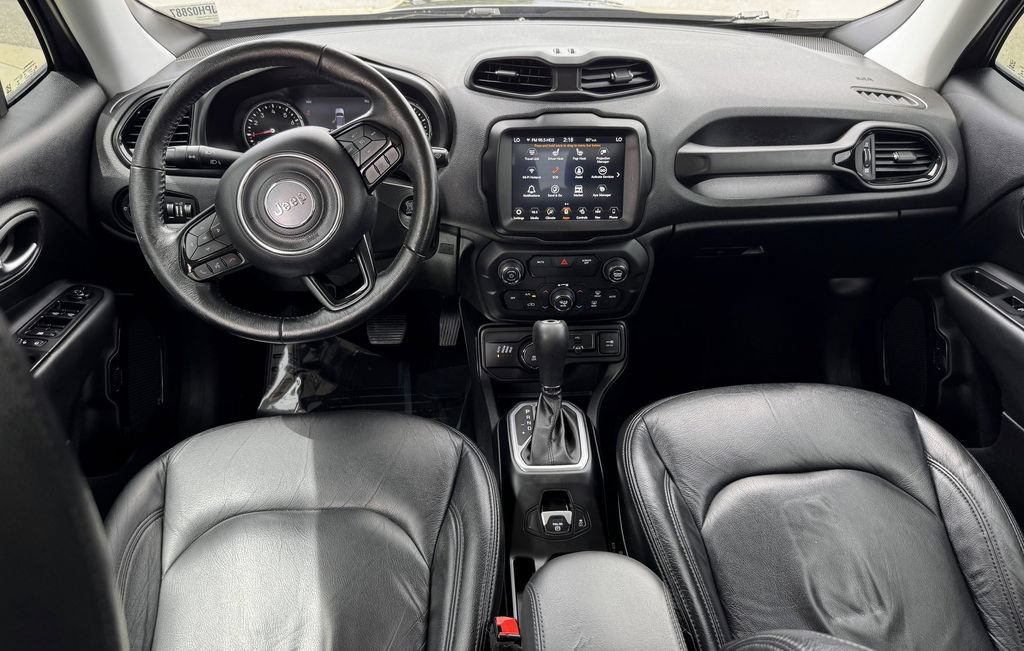 Used 2018 Jeep Renegade Altitude w/ UConnect 8.4 Nav Group AWD/4WD image 26