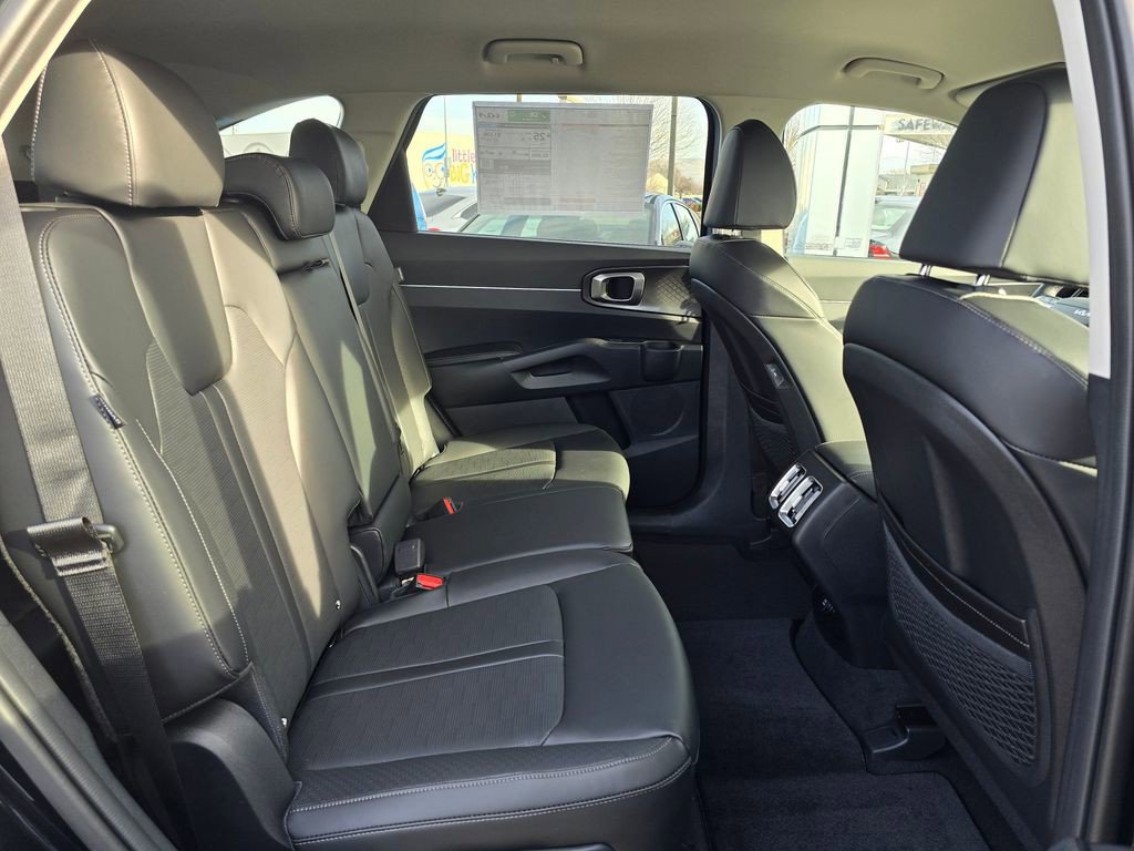 New 2026 Kia Sorento S AWD/4WD image 12