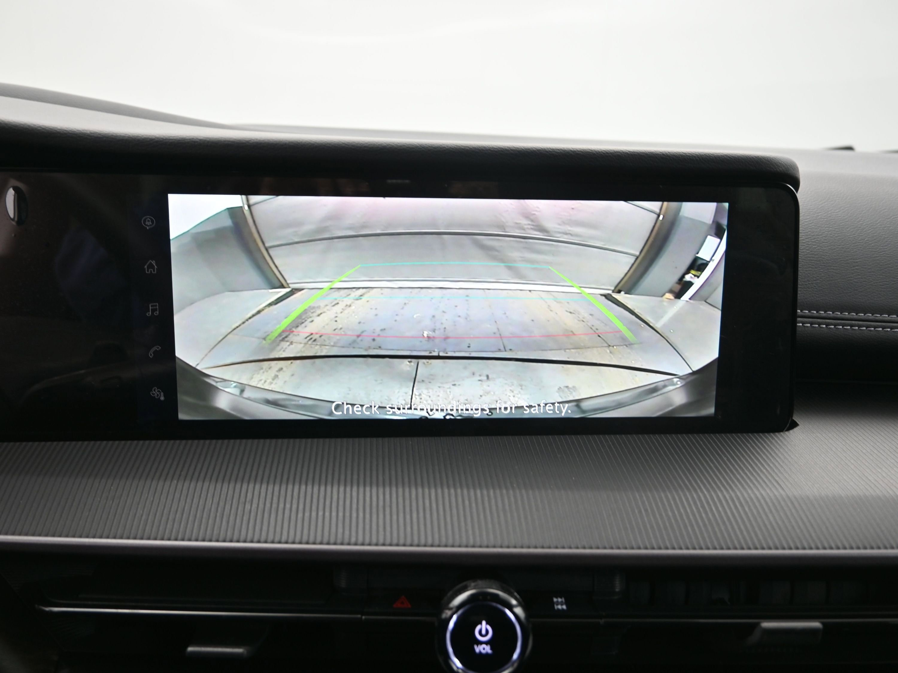 Certified 2025 Nissan Murano SV image 10