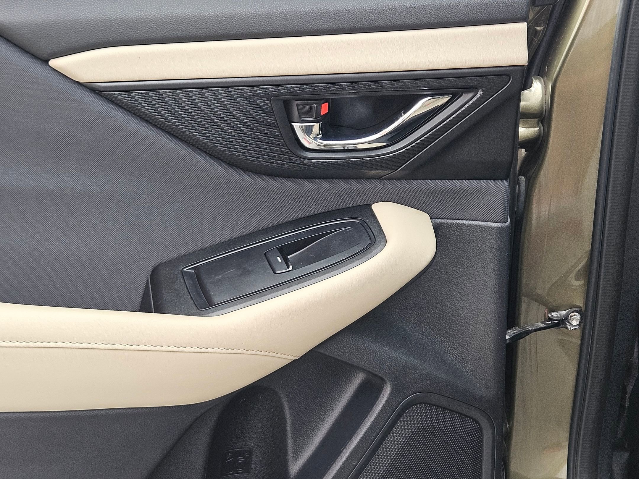 Used 2021 Subaru Outback Premium image 23