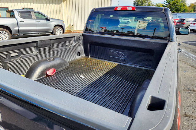 Used 2018 Chevrolet Silverado 1500 LT w/ All Star Edition AWD/4WD image 19