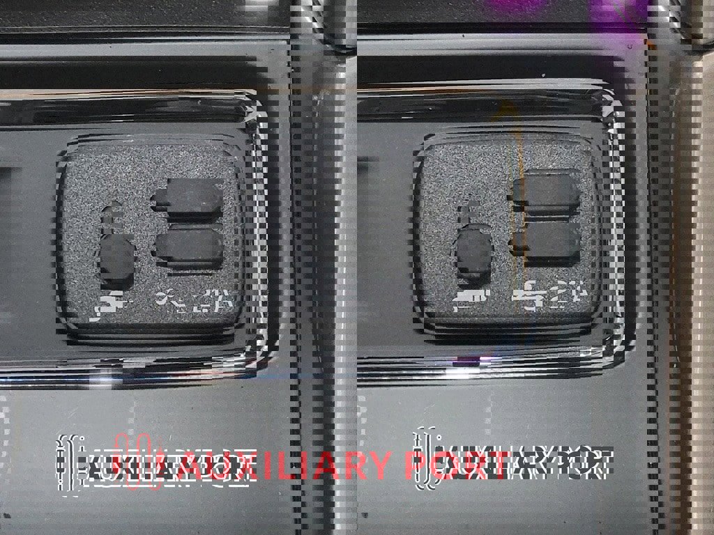 Used 2022 Subaru Ascent Limited image 21