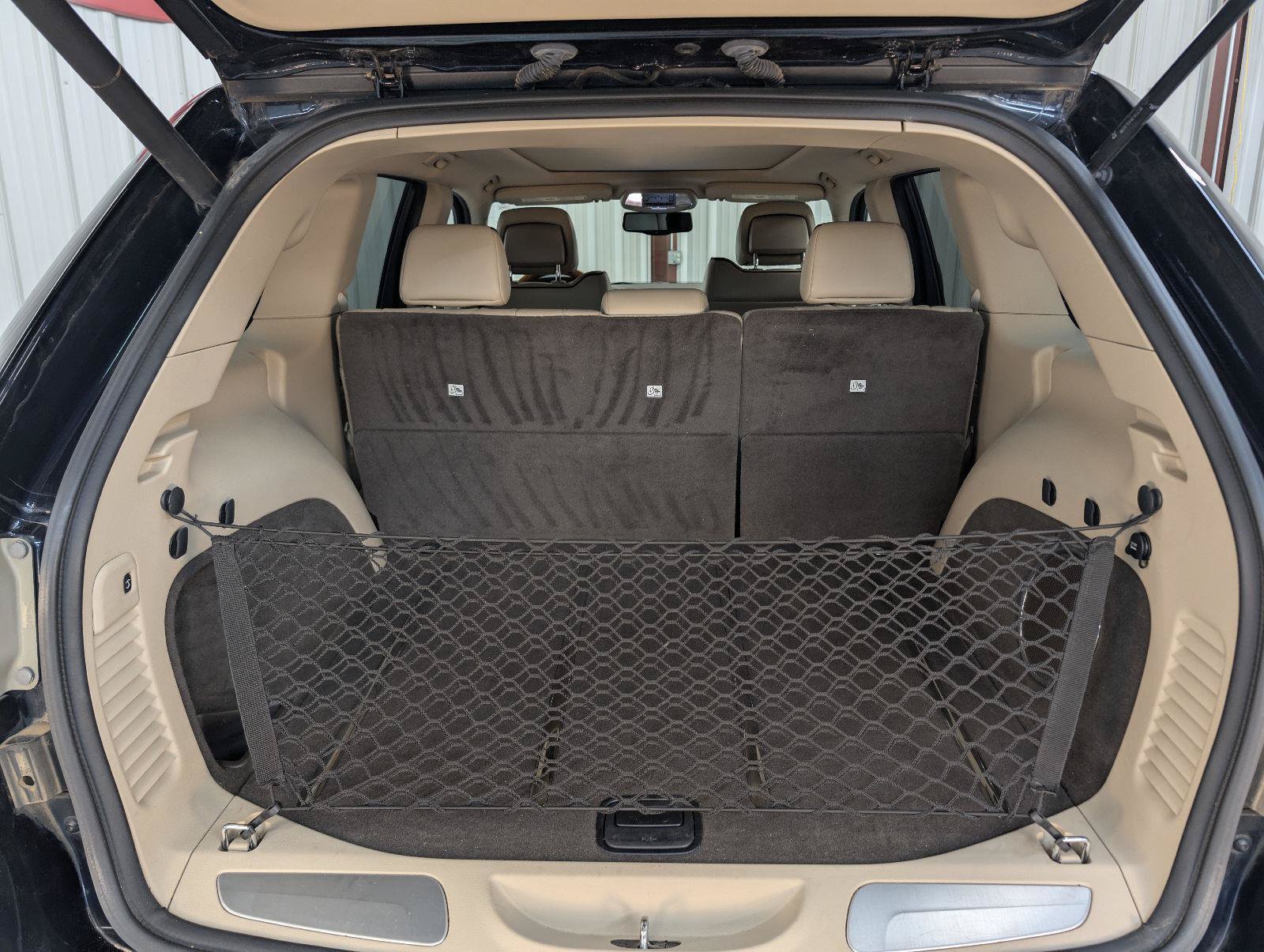Used 2011 Jeep Grand Cherokee Overland AWD/4WD image 46