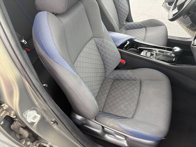 Used 2021 Toyota C-HR XLE FWD image 24