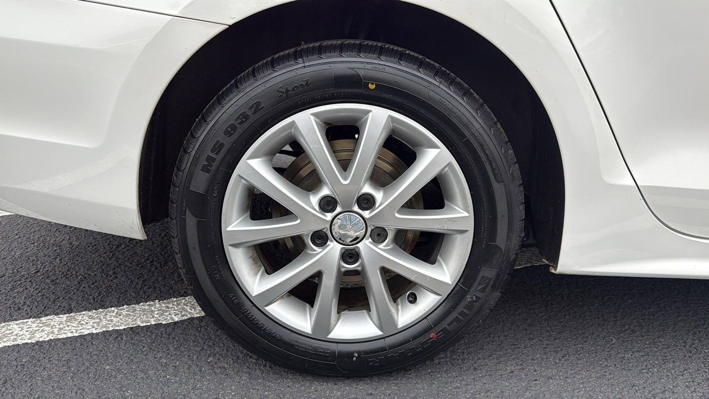 Used 2011 Volkswagen Jetta SE image 15