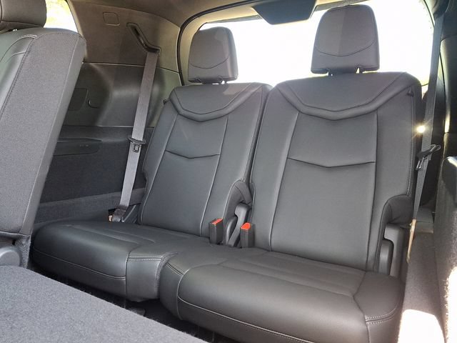 Certified 2025 Cadillac XT6 Luxury AWD/4WD image 10