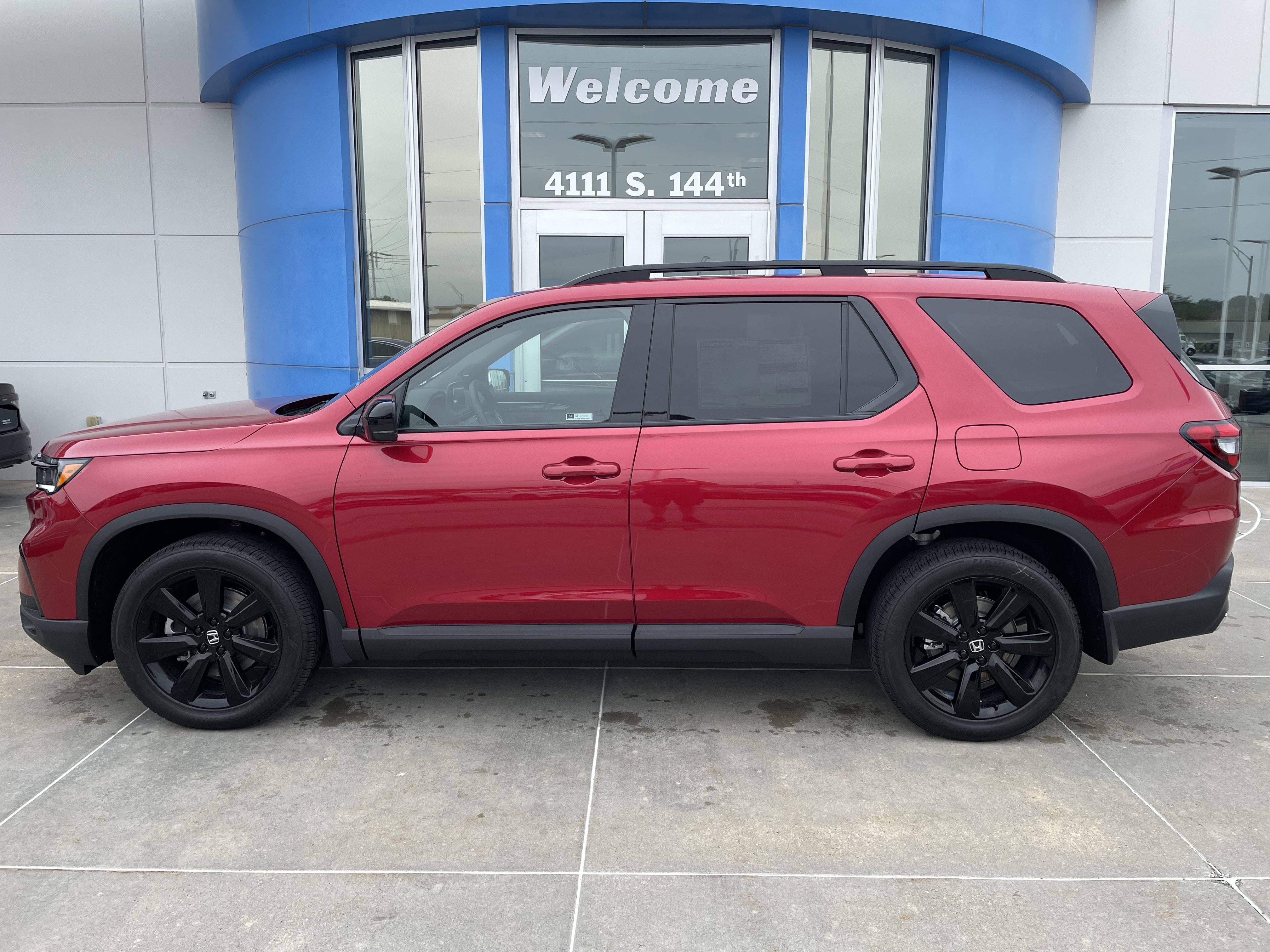 New 2025 Honda Pilot Black Edition