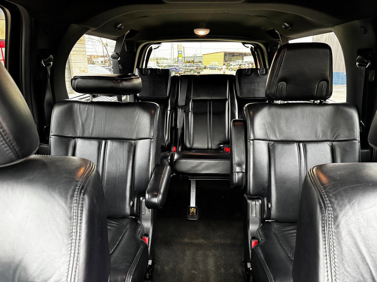 Used 2017 Lincoln Navigator L Select image 18