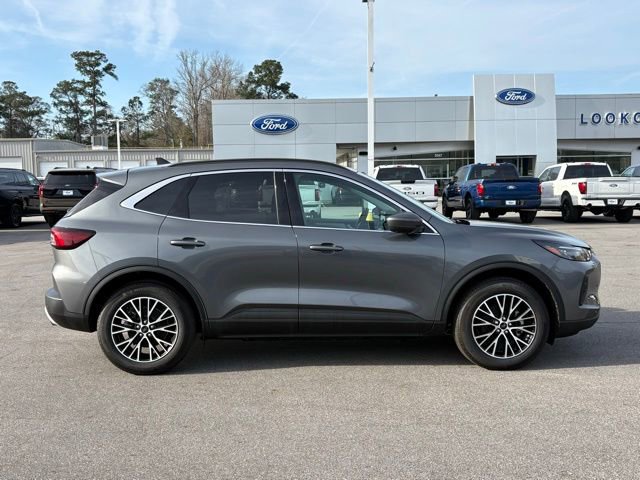 New 2025 Ford Escape SE w/ PHEV Premium Package FWD image 6