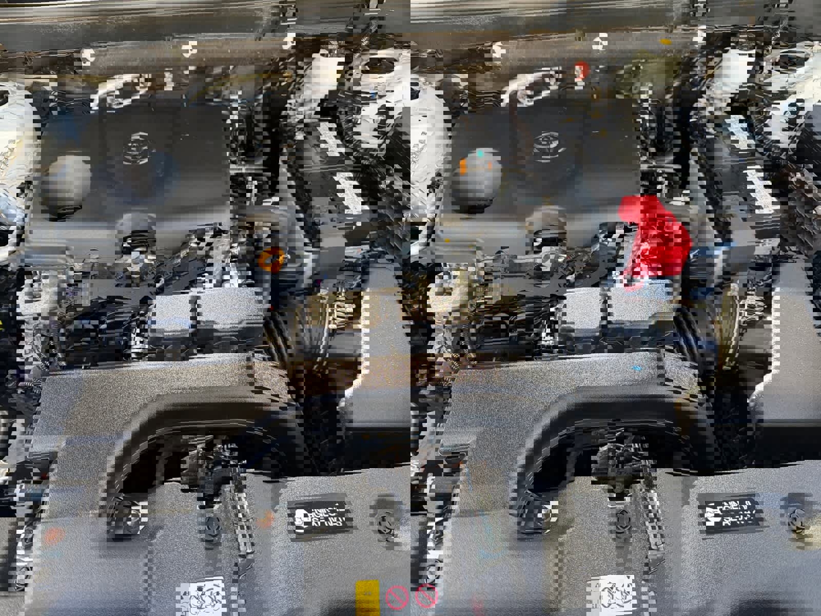 Used 2021 Toyota RAV4 XLE image 7