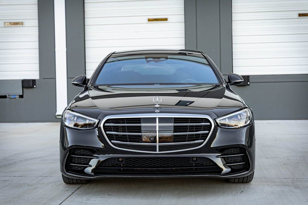 Used 2023 Mercedes-Benz S 500 4MATIC w/ AMG Line image 3
