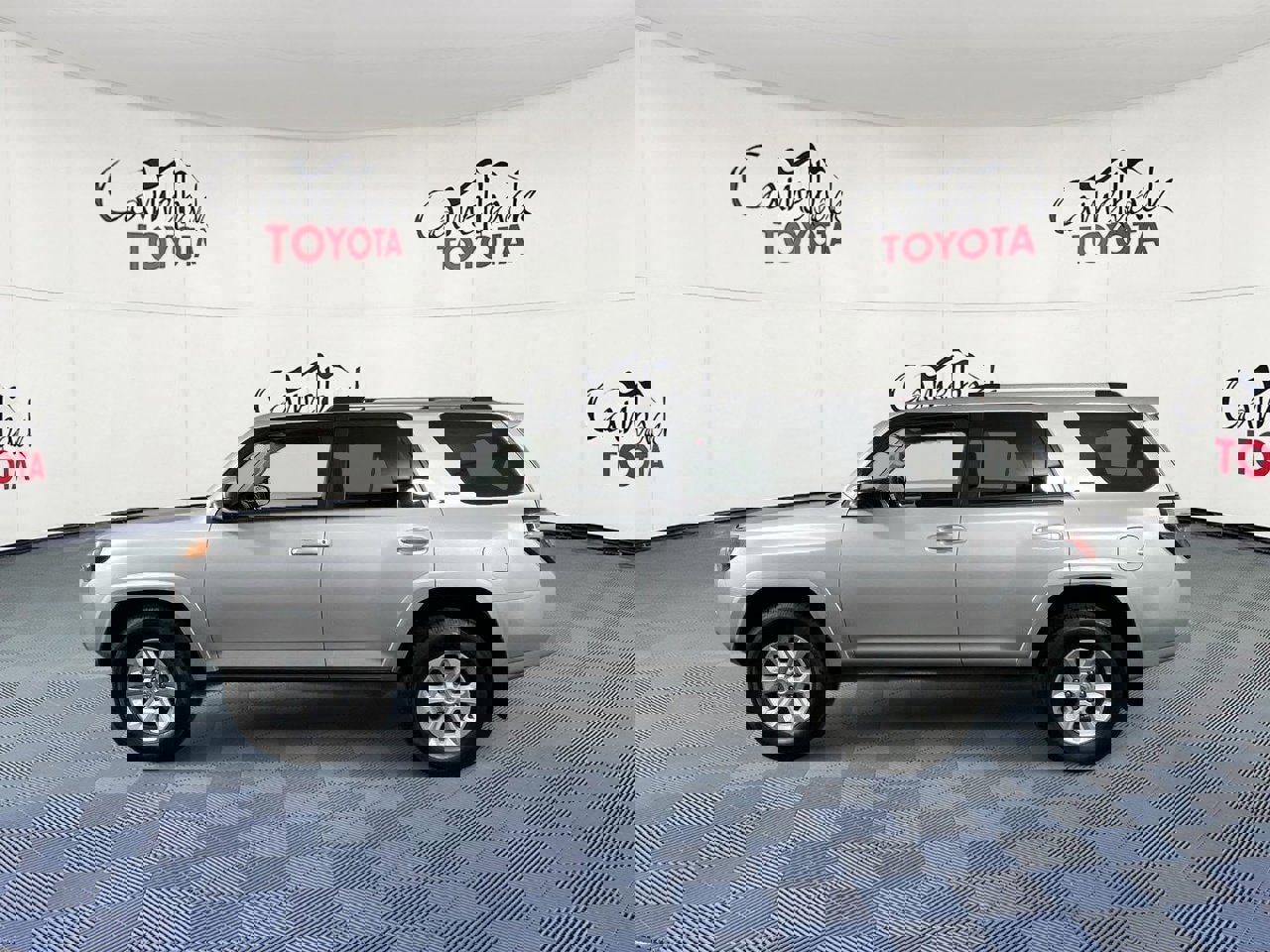 Used 2023 Toyota 4Runner SR5 image 4