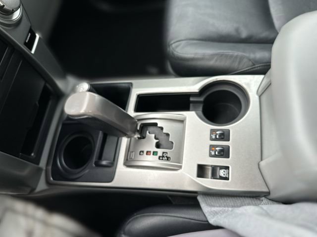 Used 2011 Toyota 4Runner SR5 w/ Premium Pkg w/Leather AWD/4WD image 20