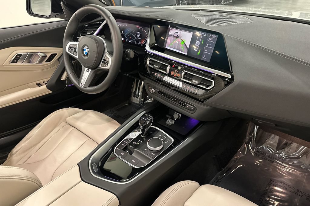 Used 2025 BMW Z4 sDrive30i w/ Premium Package RWD image 18