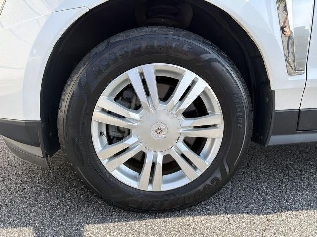 Used 2016 Cadillac SRX Luxury w/ Driver Awareness Package FWD image 11