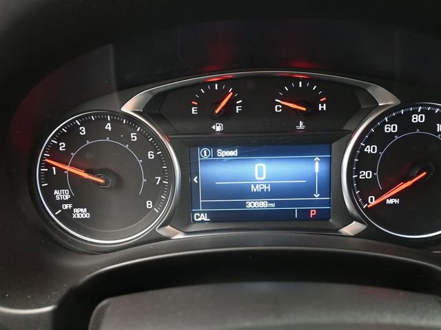 Used 2023 GMC Terrain SLE w/ Driver Convenience Package image 9