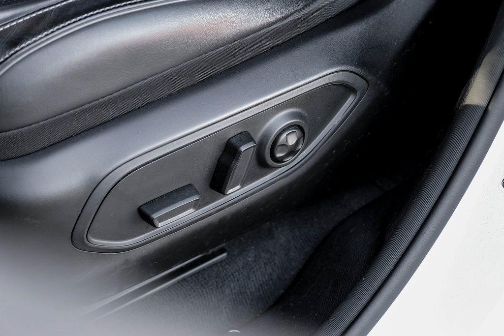 Used 2022 Jeep Grand Cherokee L Overland w/ MOPAR Finishing Package image 44