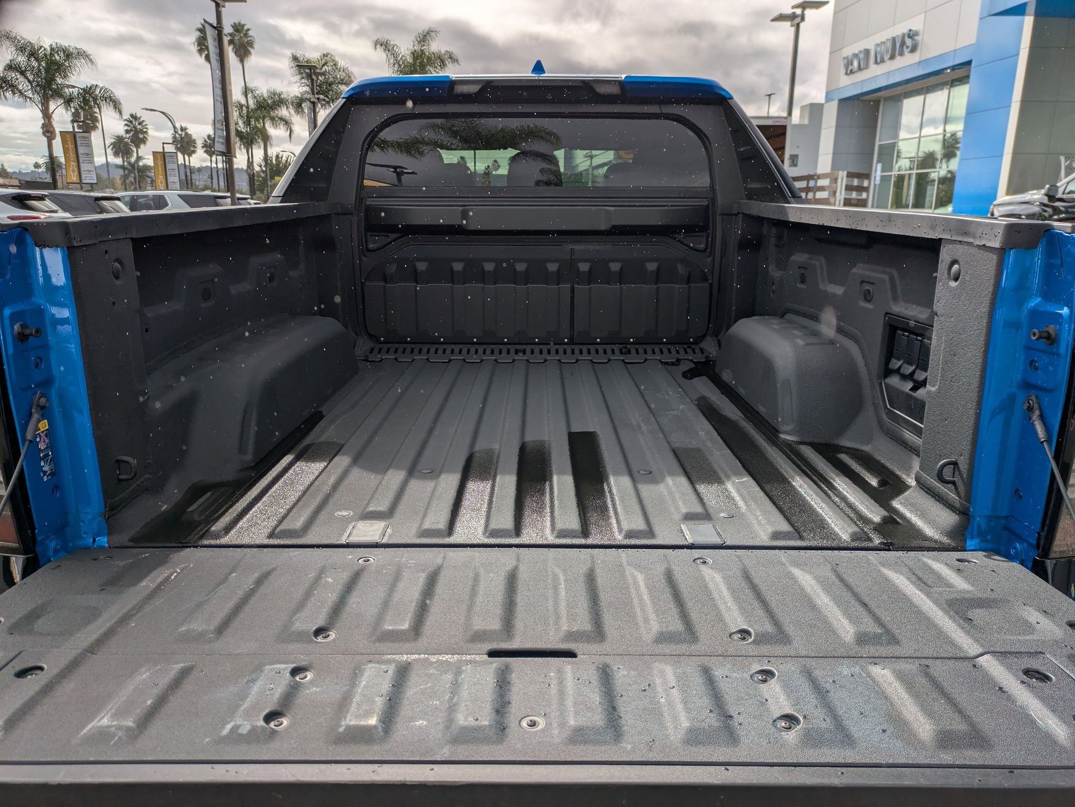 Used 2025 Chevrolet Silverado EV RST image 25