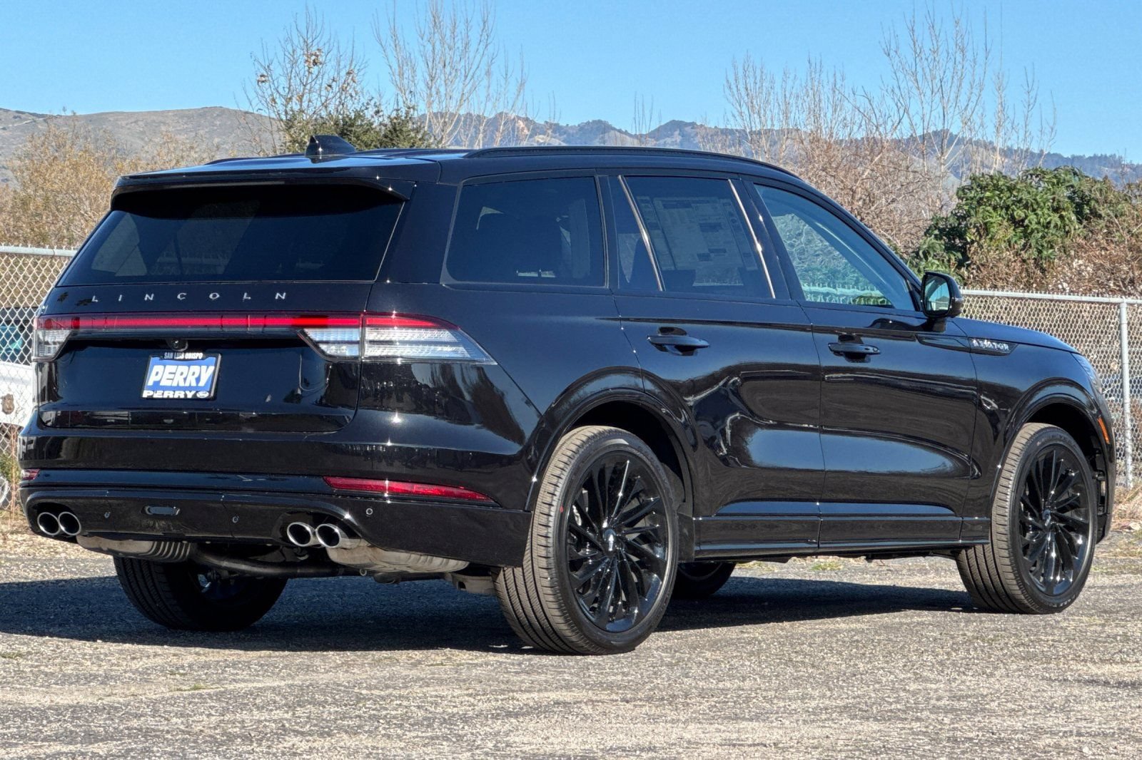 New 2026 Lincoln Aviator Reserve AWD/4WD image 3