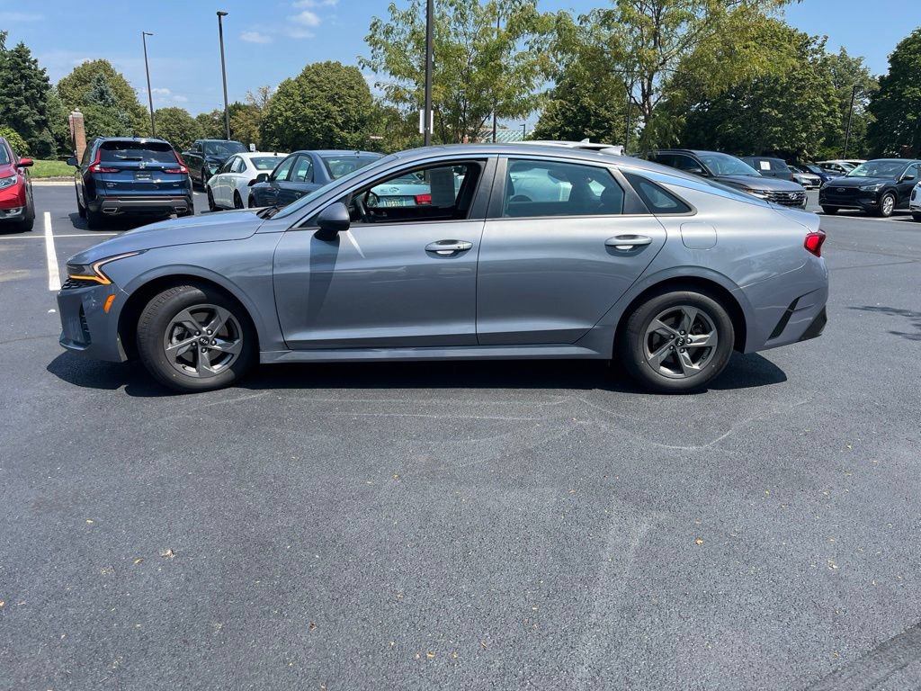 Used 2021 Kia K5 LXS FWD image 2