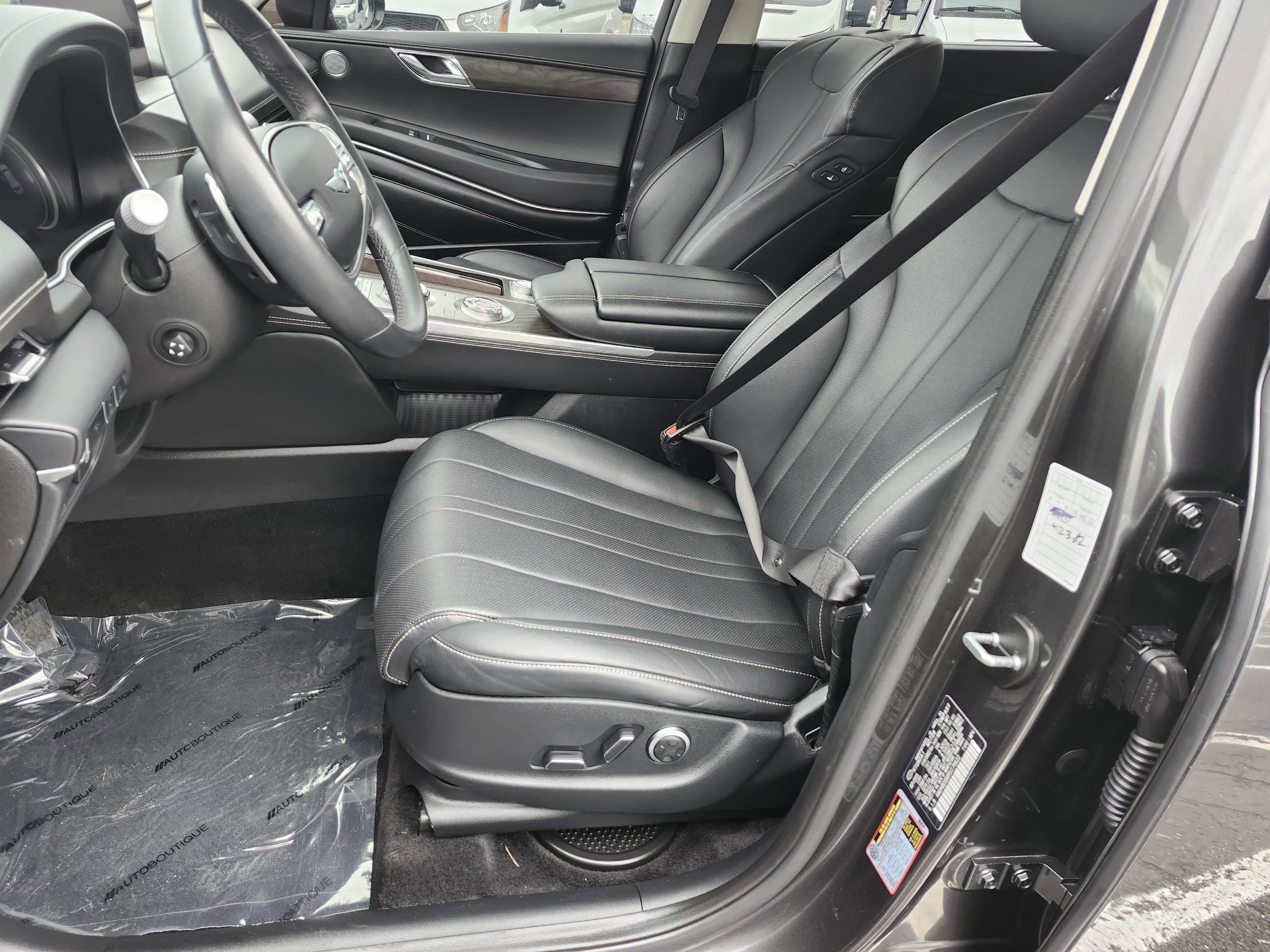 Used 2024 Genesis GV80 2.5T AWD/4WD image 27