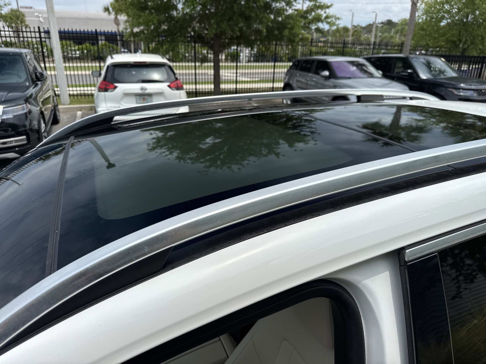 Used 2022 Mercedes-Benz GLB 250 4MATIC w/ Premium Package Lite image 34