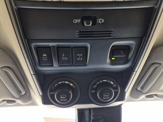 Used 2021 Toyota 4Runner TRD Off-Road AWD/4WD image 37