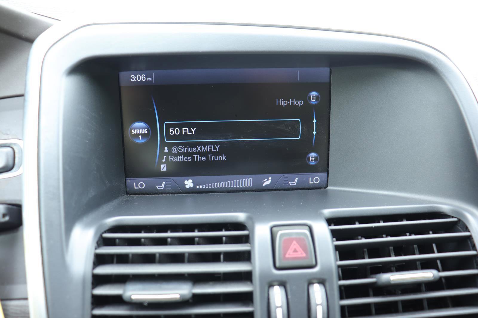 Used 2013 Volvo XC60 3.2 image 28