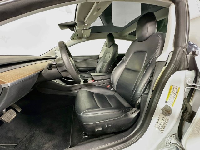 Used 2020 Tesla Model 3 Long Range AWD/4WD image 4