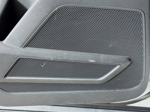 Used 2022 Volkswagen Atlas Cross Sport SEL Premium R-Line image 27