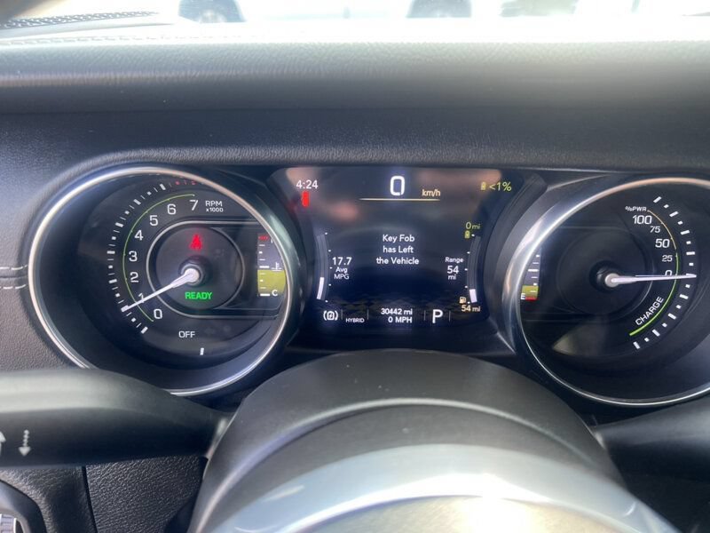 Used 2023 Jeep Wrangler Unlimited Sahara w/ Cold Weather Group AWD/4WD image 25