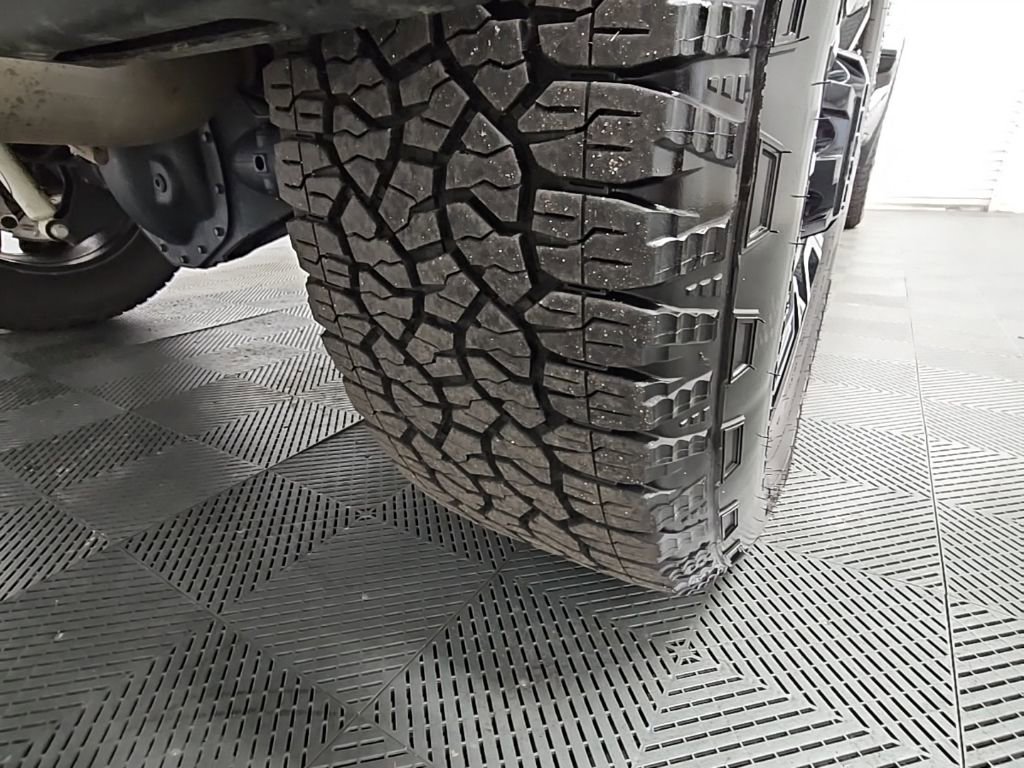 Used 2024 GMC Sierra 2500 Denali w/ Technology Package image 51