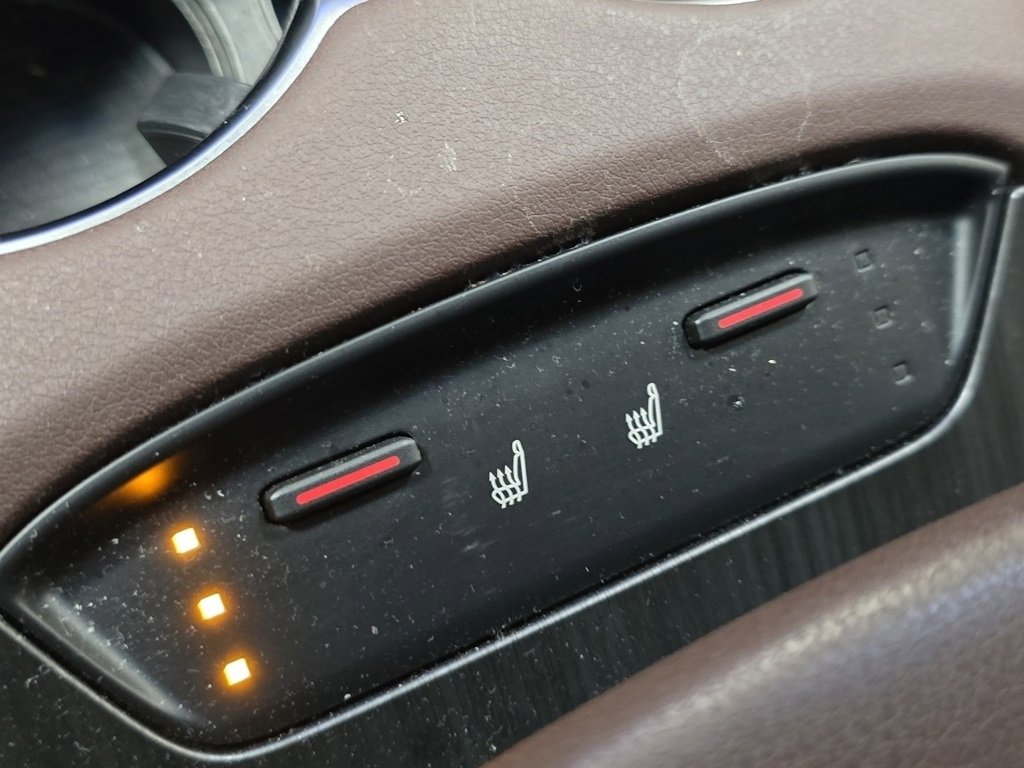 Certified 2024 Toyota Venza Limited image 7