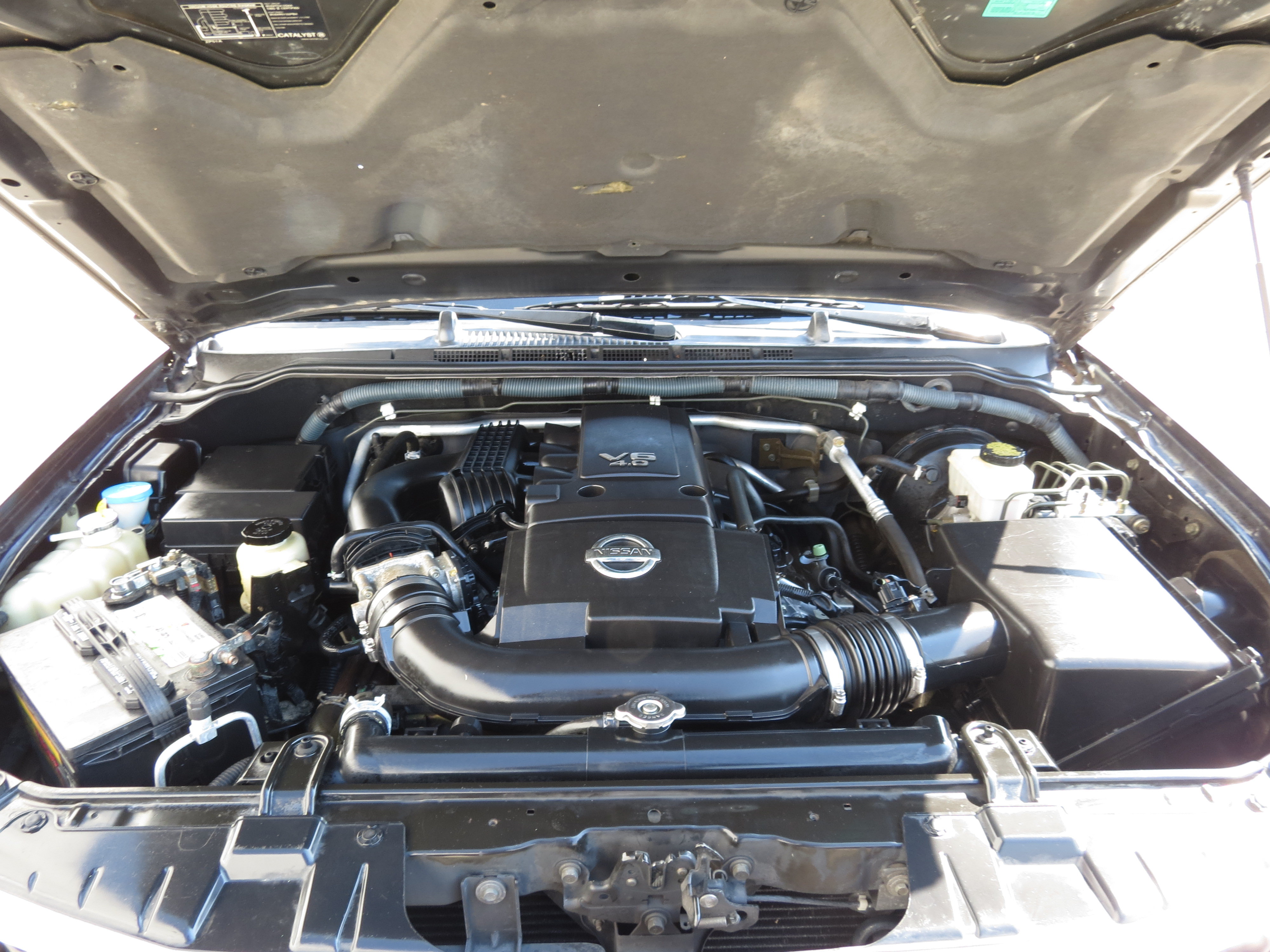 Used 2006 Nissan Frontier NISMO RWD image 9