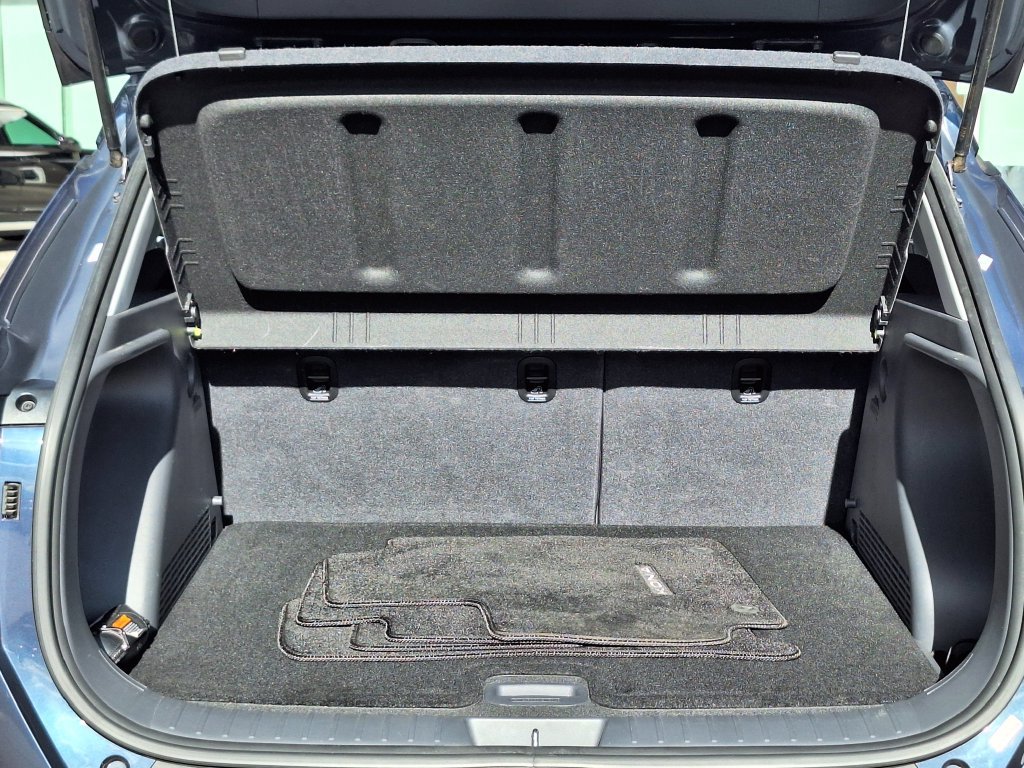 Certified 2024 Hyundai Kona SEL AWD/4WD image 28