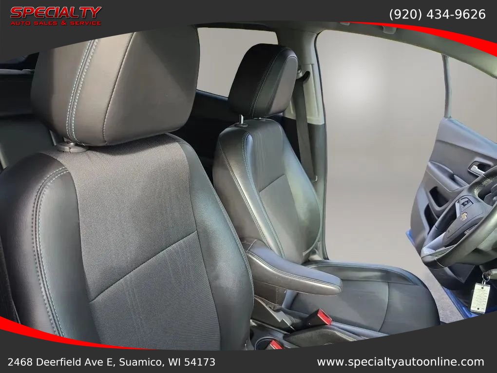 Used 2016 Chevrolet Trax LT w/ LT Convenience Package AWD/4WD image 31
