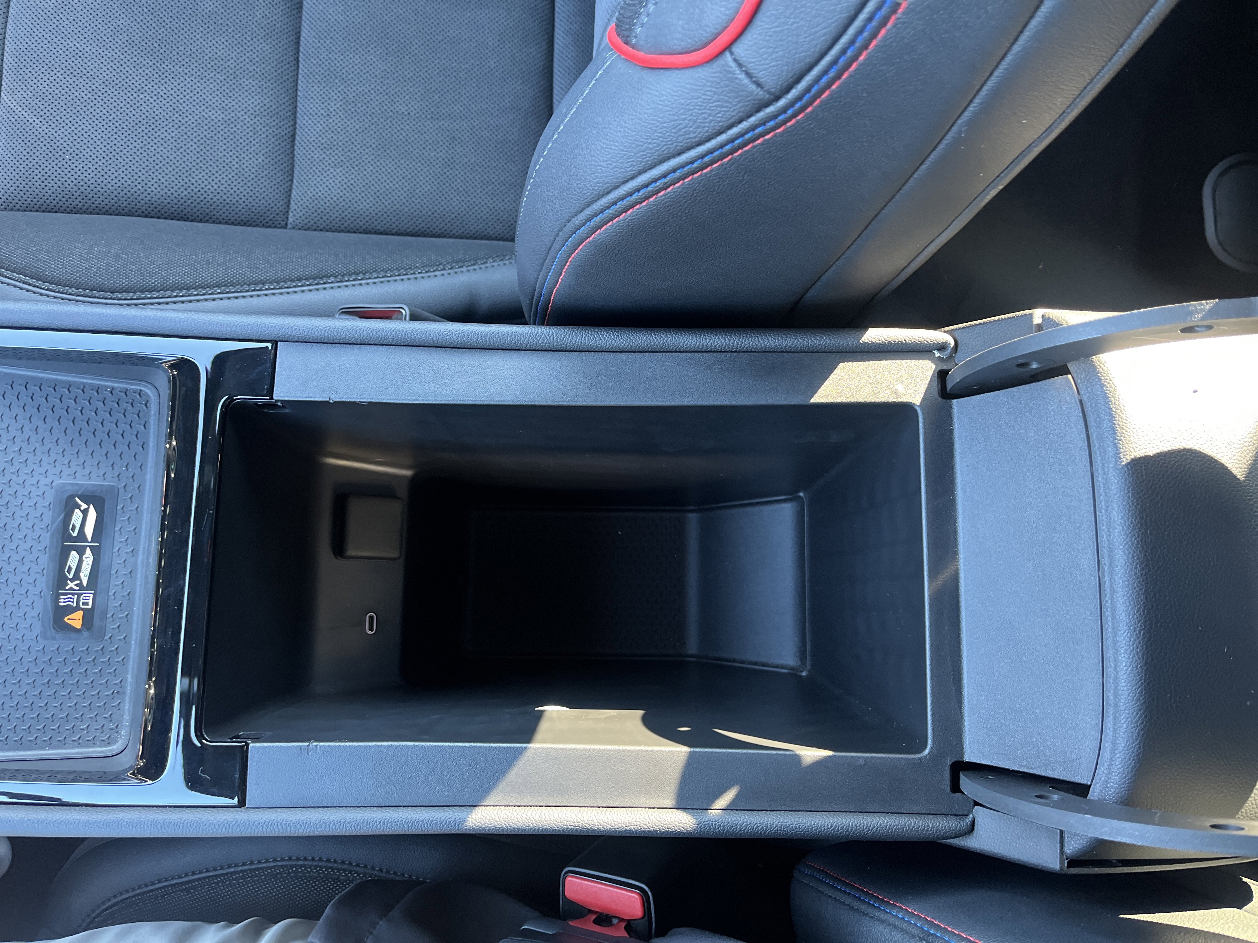 Used 2024 Chevrolet Blazer EV RS image 33