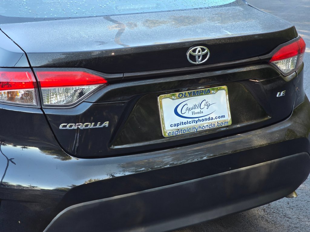 Used 2025 Toyota Corolla LE FWD image 28