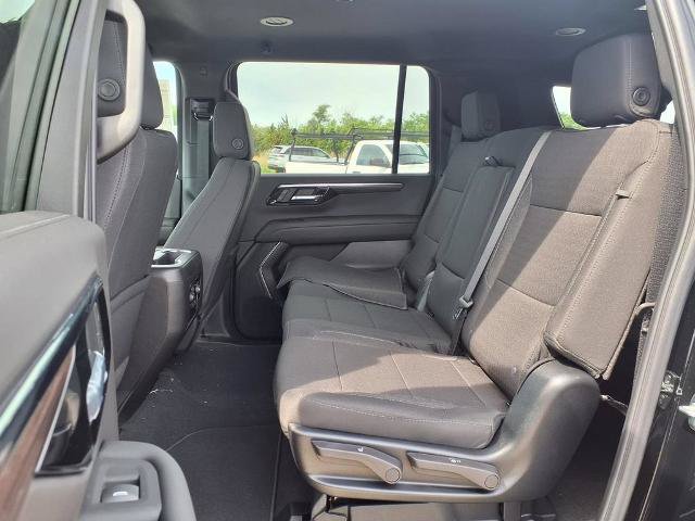 New 2026 Chevrolet Suburban LS w/ Max Trailering Package AWD/4WD image 9