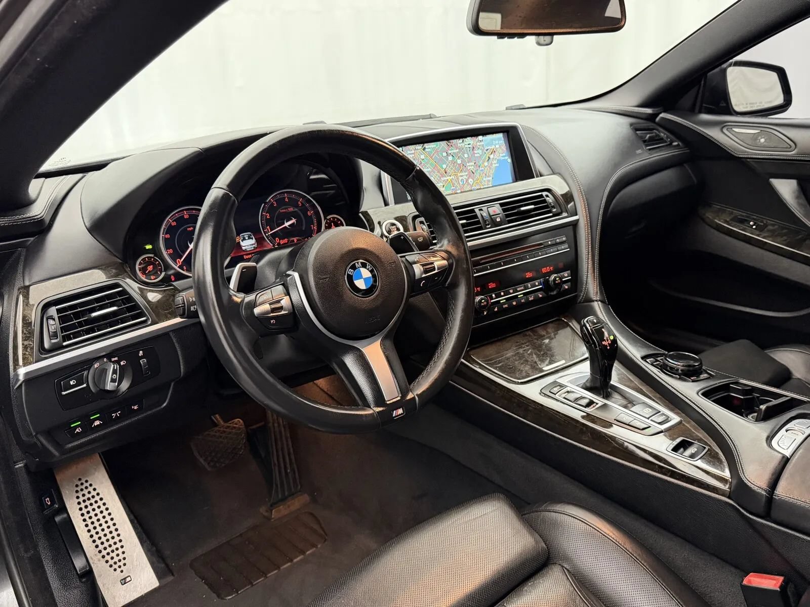 Used 2015 BMW 650i Convertible RWD image 11