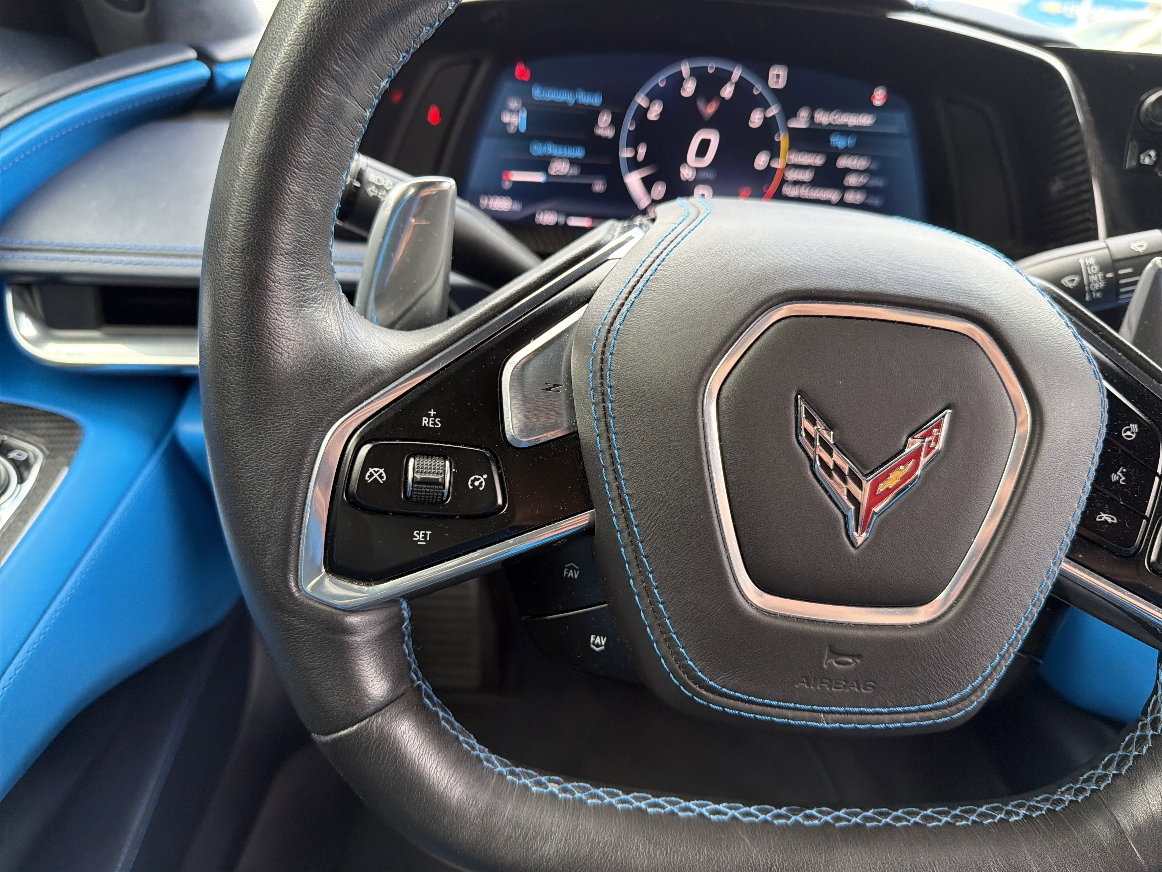 Used 2020 Chevrolet Corvette Stingray Premium Cpe w/ 3LT Preferred Equipment Group image 19